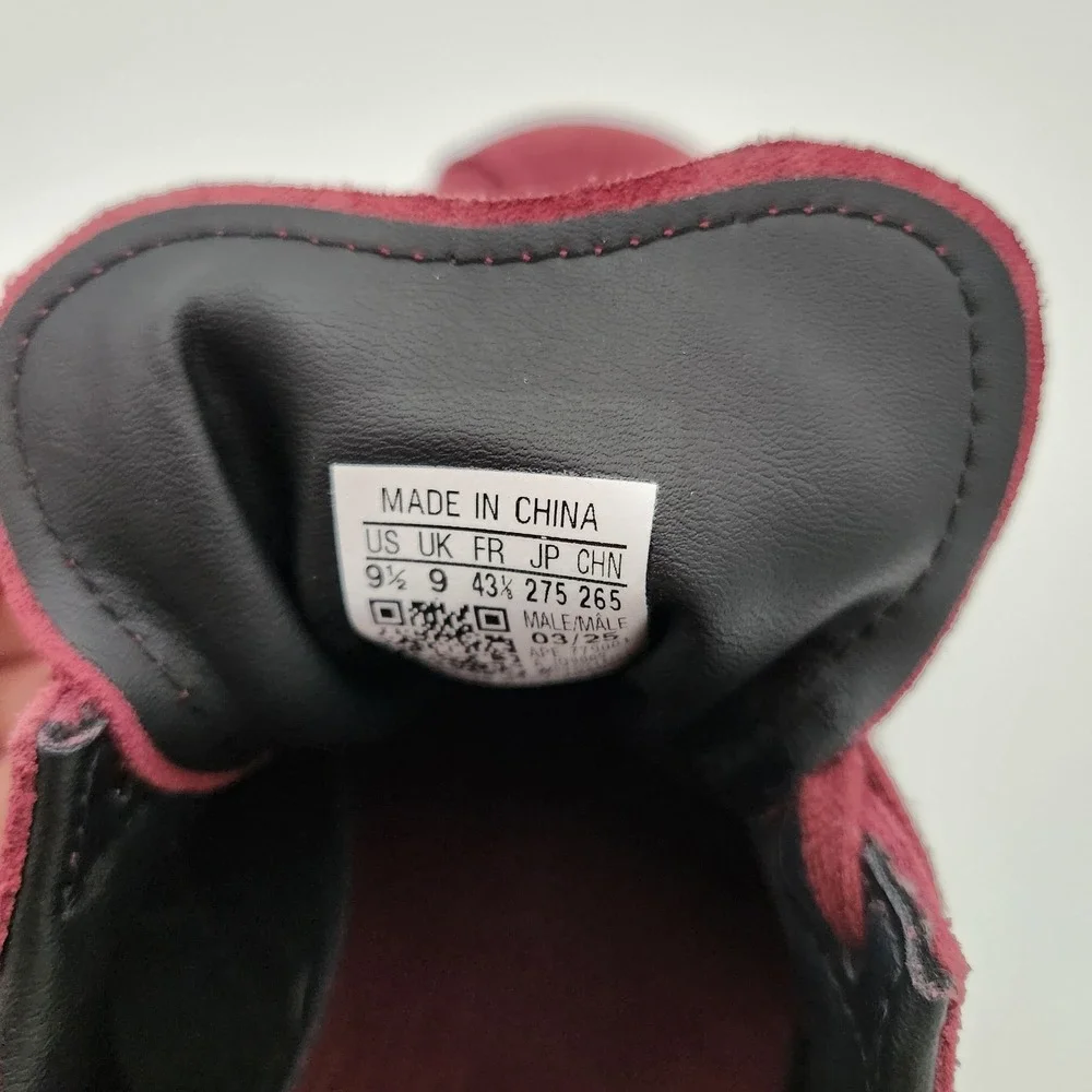 Adidas Stadt Sneakers Men 9.5 Burgundy Black Suede Low Top Gum Sole EF9168